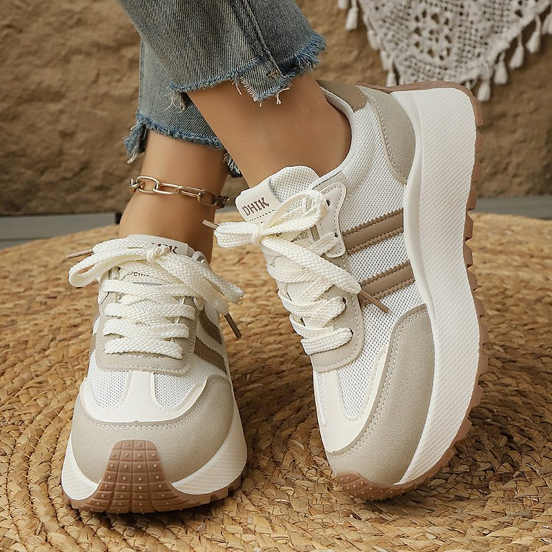 通気性メッシュ素材のスポーティカジュアルなレディース身長アッ - Wedge Espadrille Women のレビューと価格